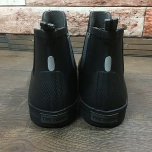 tretorn gabe chelsea sneaker boot